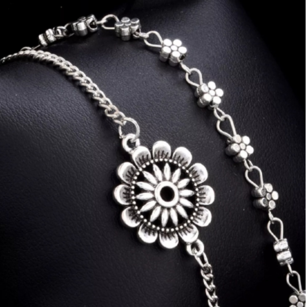 2PC FLORAL ANKLET OR BRACELET - Picture 2 of 3